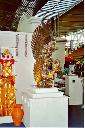 expo11.tif 